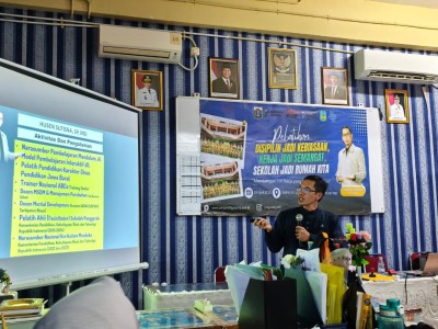 Pelatihan Disiplin Jadi Kebiasaan, Kerja Jadi Semangat, Sekolah Jadi Rumah Kita